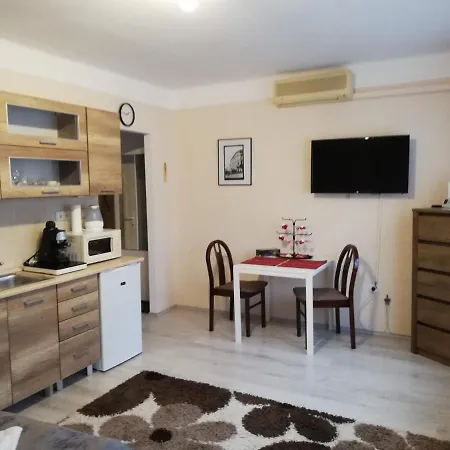 Tulip Family Apartment *